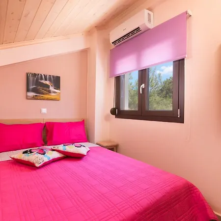 Ermioni Apart Otel 4*
